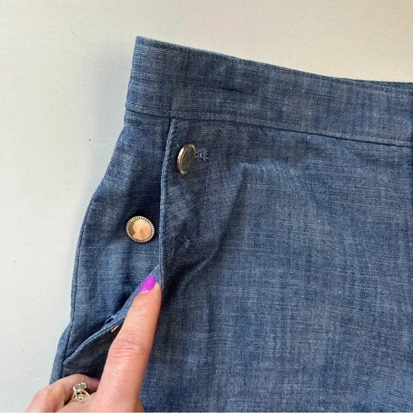 Banana Republic Shorts Tailored Blue Chambray Gold Buttons Size 0 - Picture 11 of 16